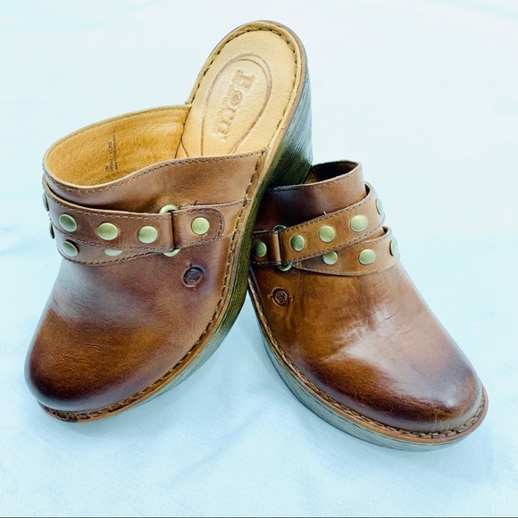 Born gold studded strap brown clogs - Picture 2 of 12